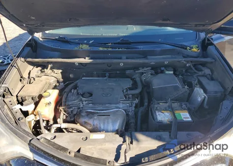 2016 Toyota Rav4 Le z USA, uszkodzony, nr VIN 2T3ZFREV8GW247013